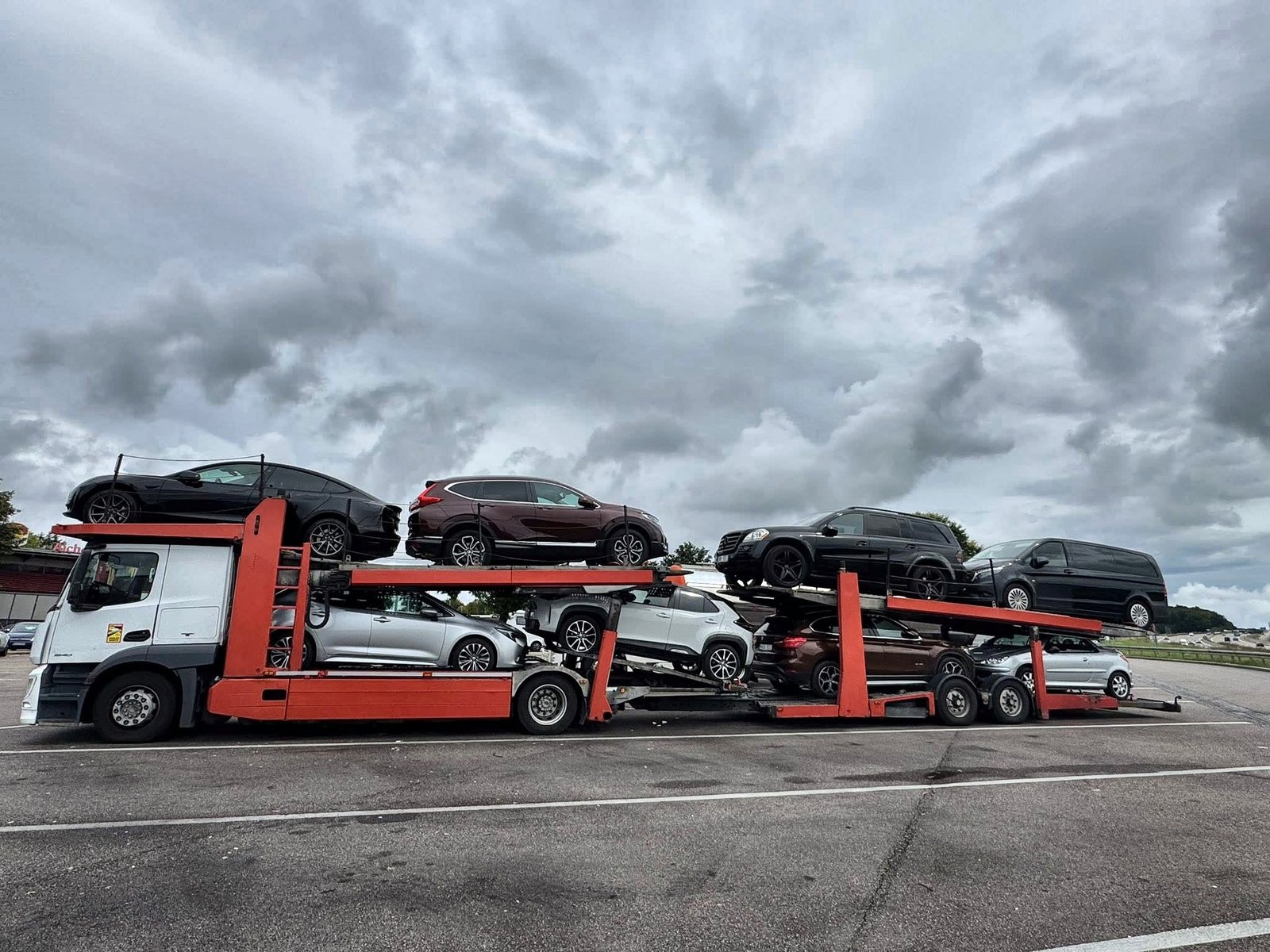 Aletrans car transporter